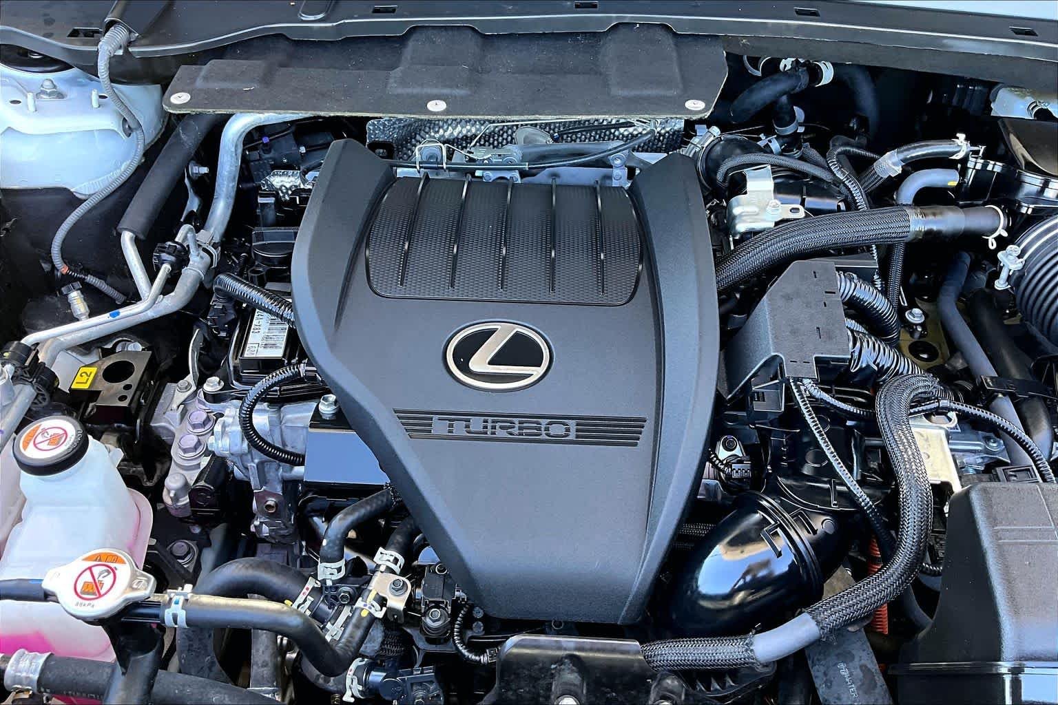 Used 2024 Wind Chill Pearl Lexus F SPORT Luxury image 33