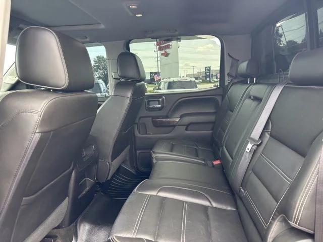 Used 2016 Onyx Black GMC Denali image 33
