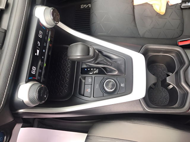 Used 2021 Gray Toyota XLE image 18