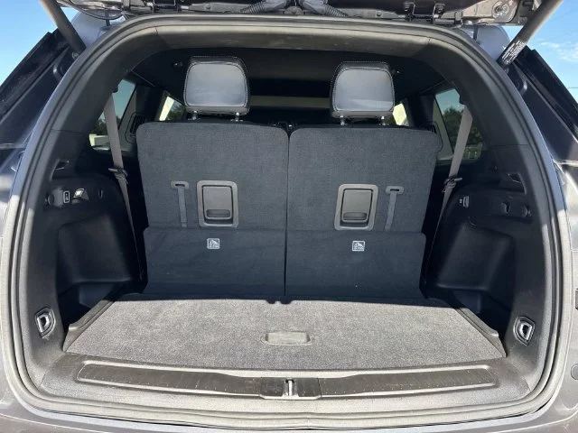 Used 2025 Gray Jeep Altitude X image 13
