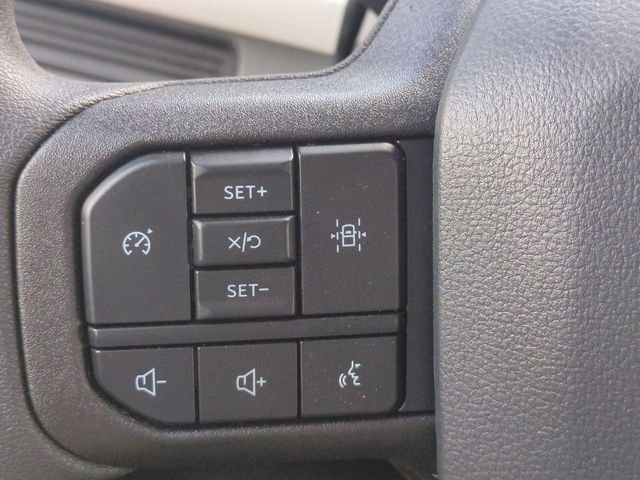 2025 Ford F-450 Super Duty Chassis Cab XL - Photo 16