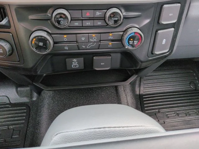 New 2026 Oxford White Ford F-250® XL image 18