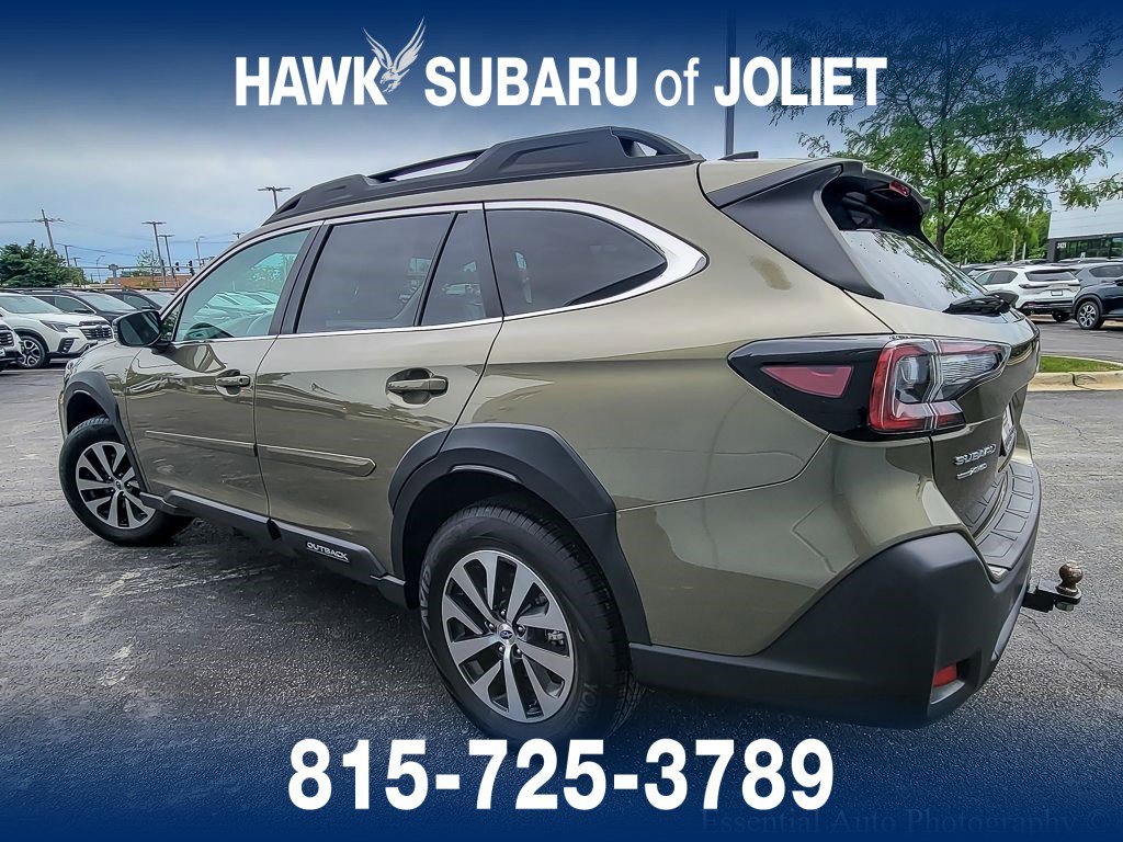 Used 2025 Autumn Green Metallic Subaru Premium image 7