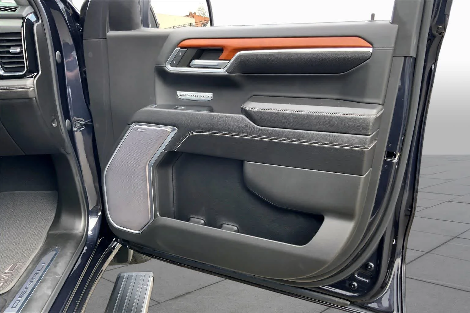 Used 2023 Titanium Rush Metallic GMC Denali image 21