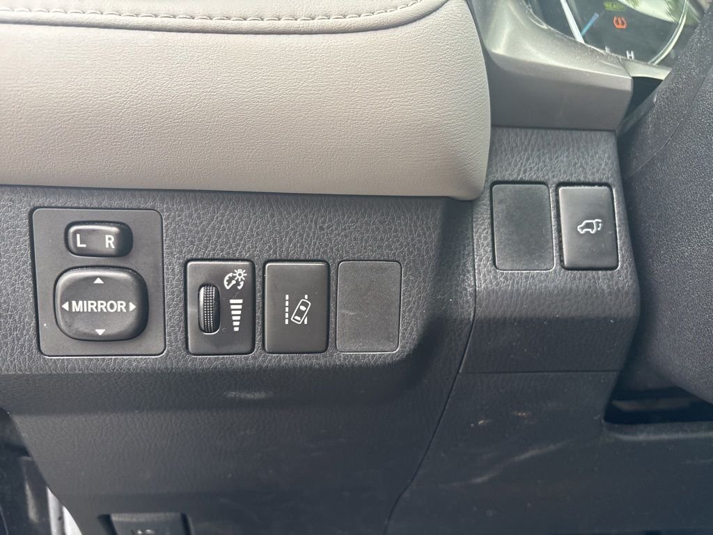 Used 2016 Black Toyota Limited image 22