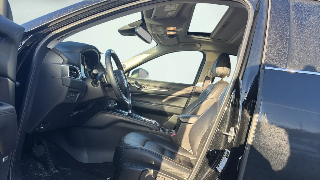 Used 2021 Black Mazda Grand Touring image 14
