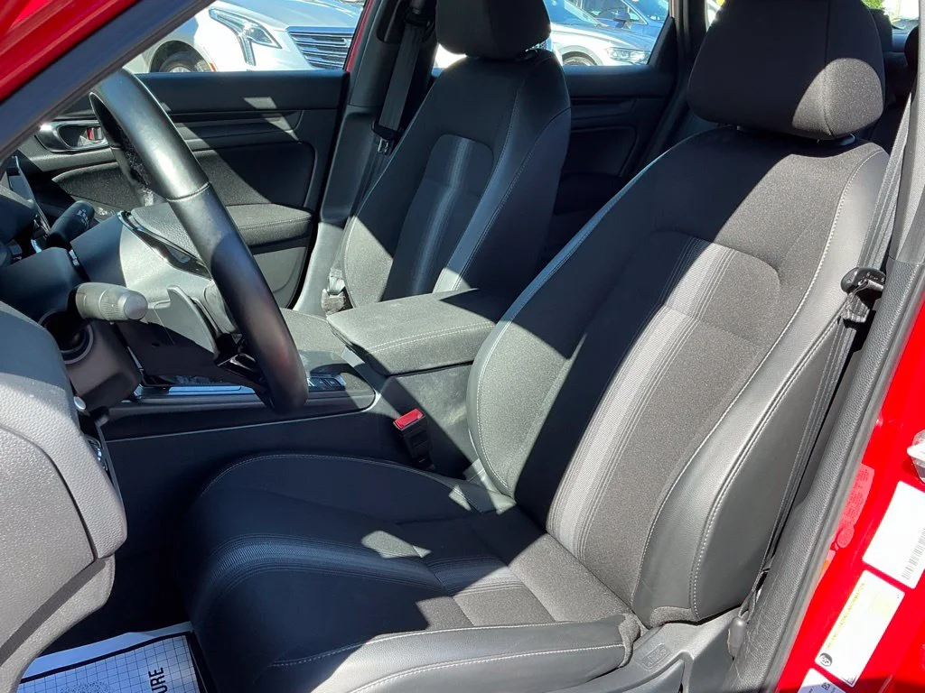 Used 2025  Honda Sport image 24