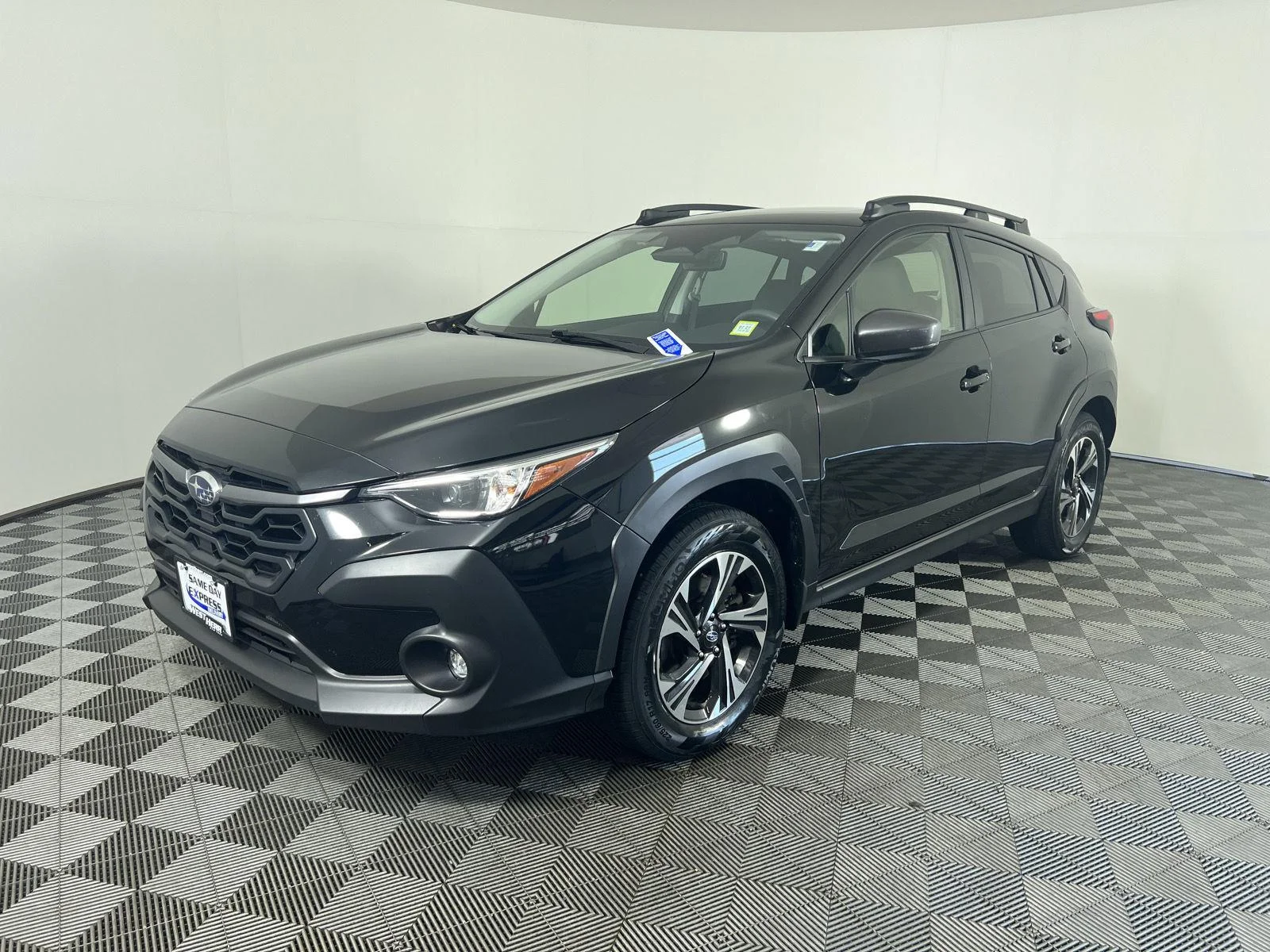Used 2024 Crystal Black Silica Subaru Premium image 7