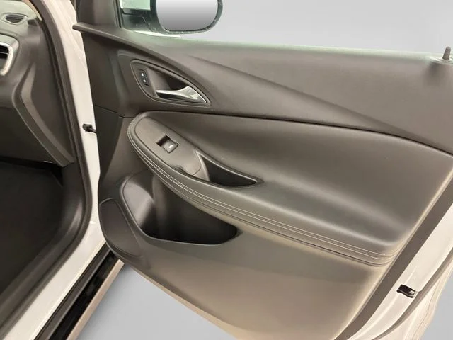 Used 2024 White Buick Sport Touring image 15