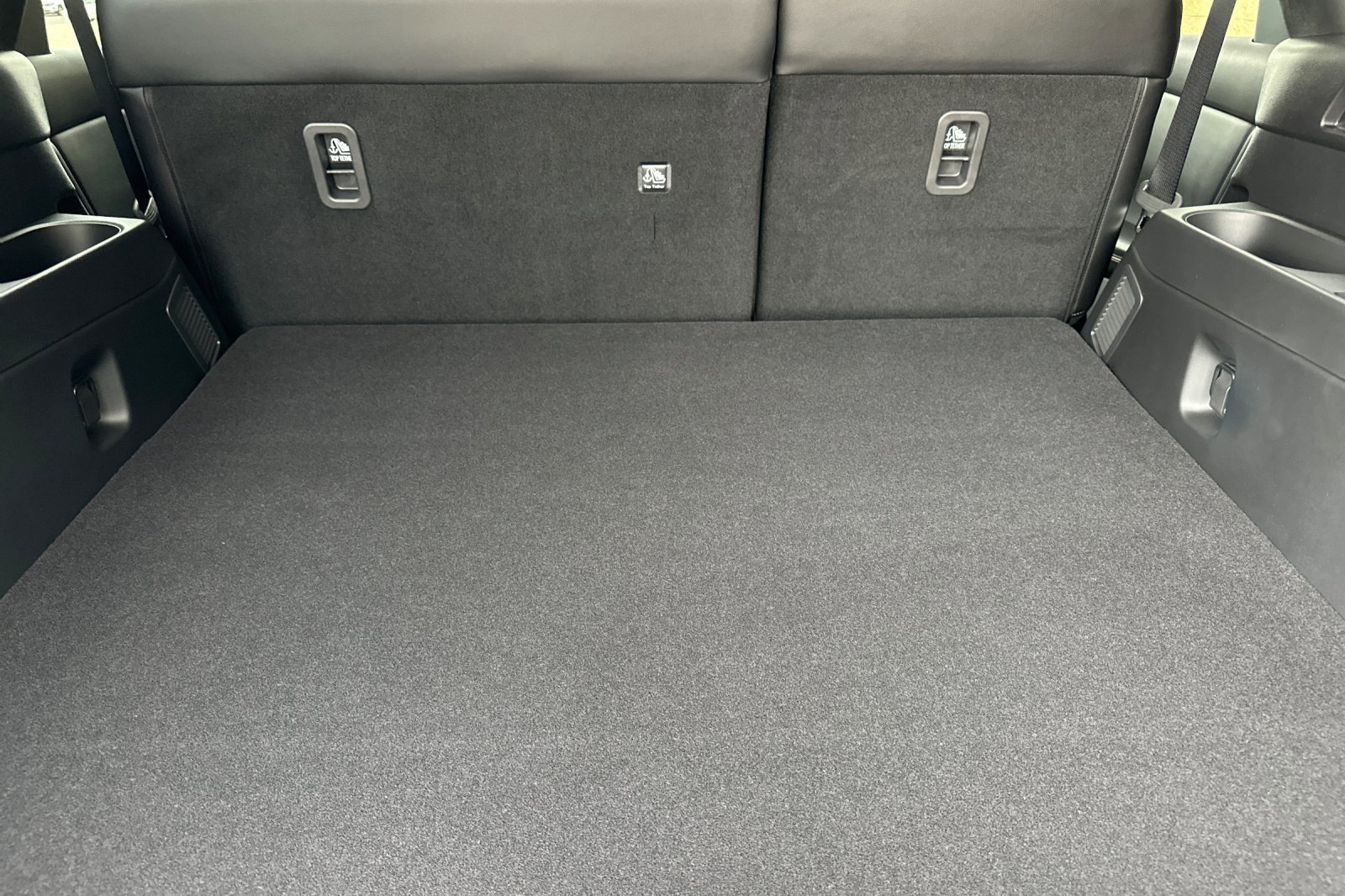 2025 Mazda CX-70 Premium Package - Photo 17