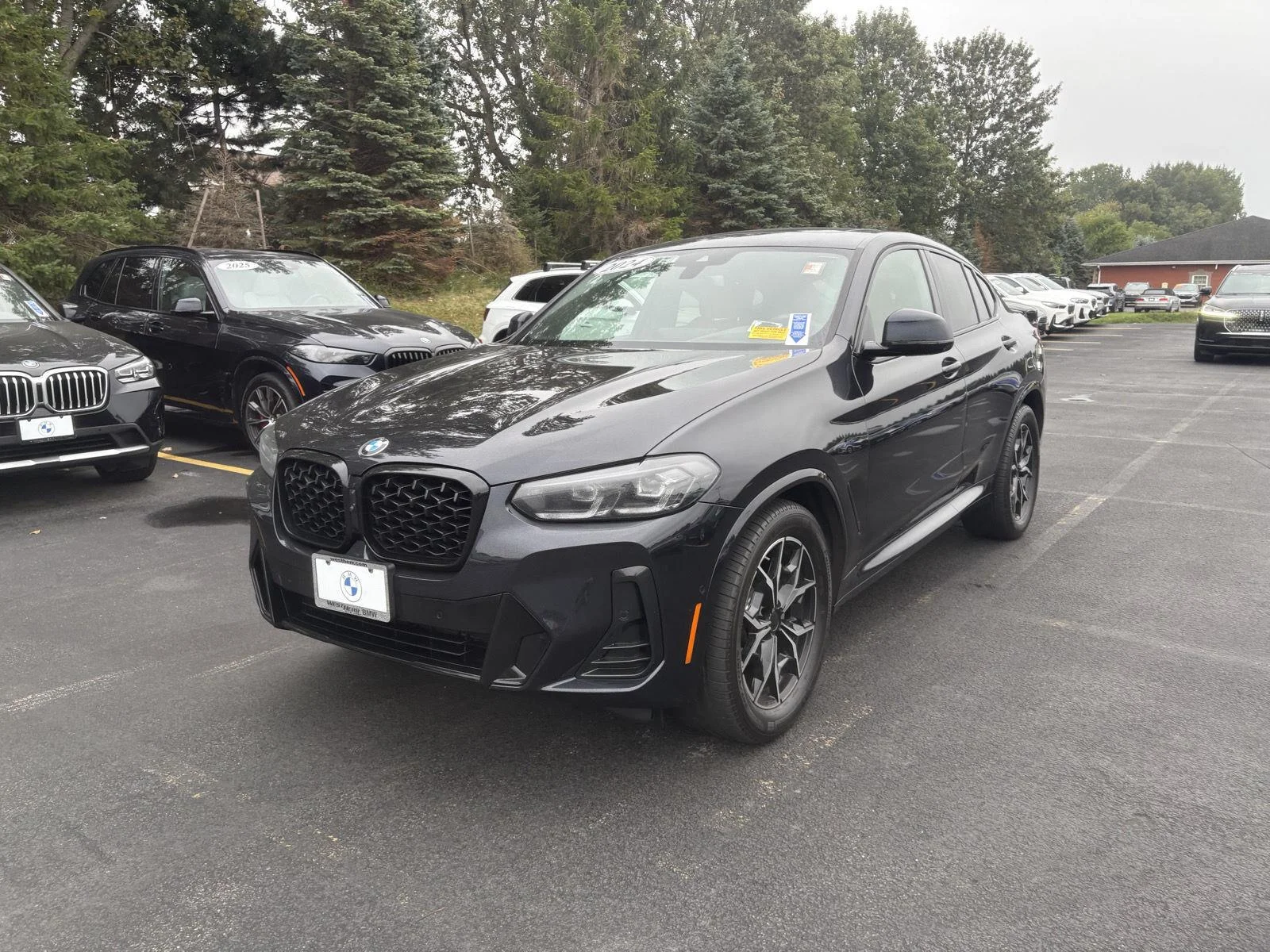 Used 2024 Carbon Black Metallic BMW xDrive30i image 3