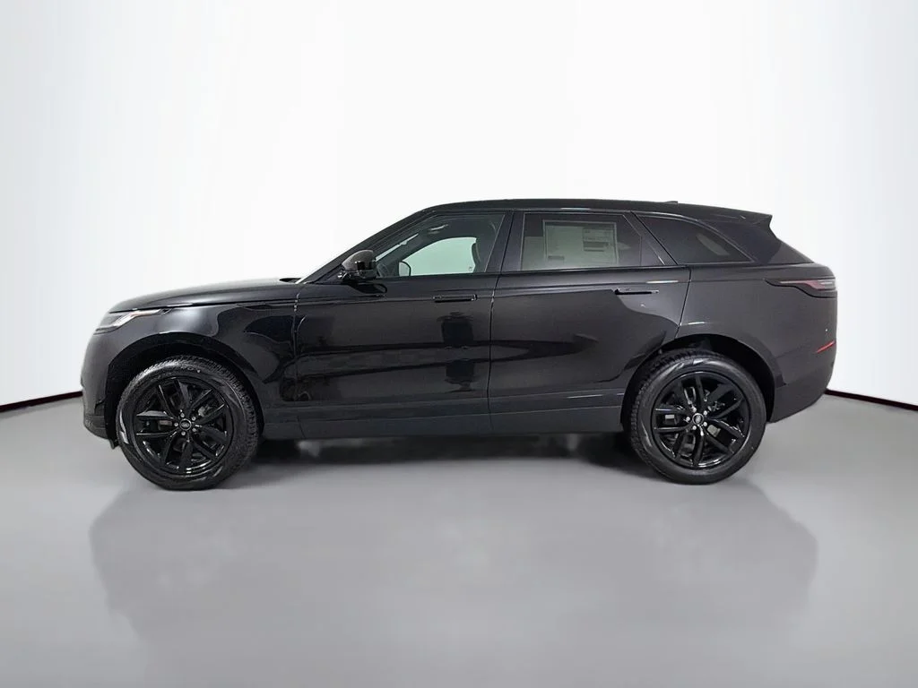 New 2026 Santorini Black Land Rover S image 8