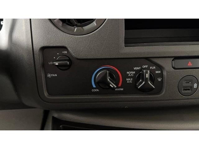 2025 Ford E-Series Cutaway Base - Photo 52