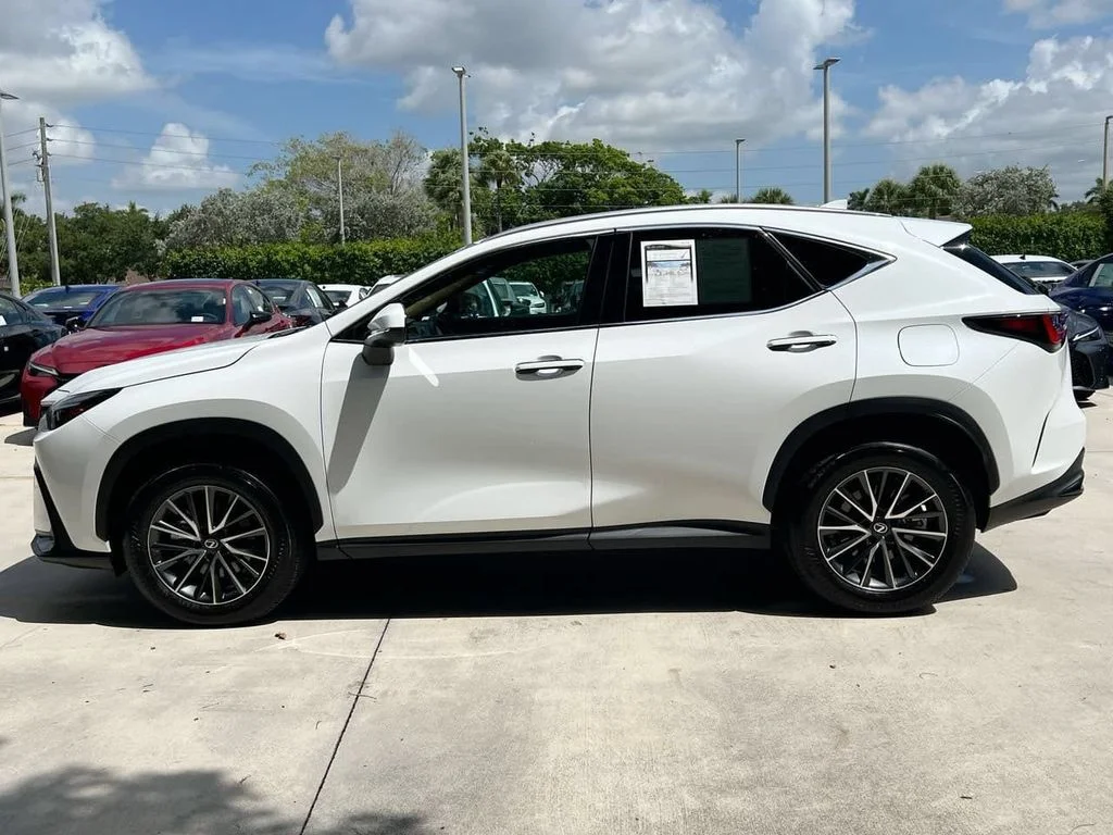 Certified Used 2026 ULTRA WHITE Lexus 350 Premium image 4