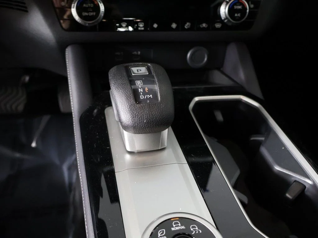 New 2026 White Mitsubishi ES image 45