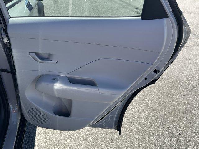 2026 Hyundai Kona SE - Photo 15