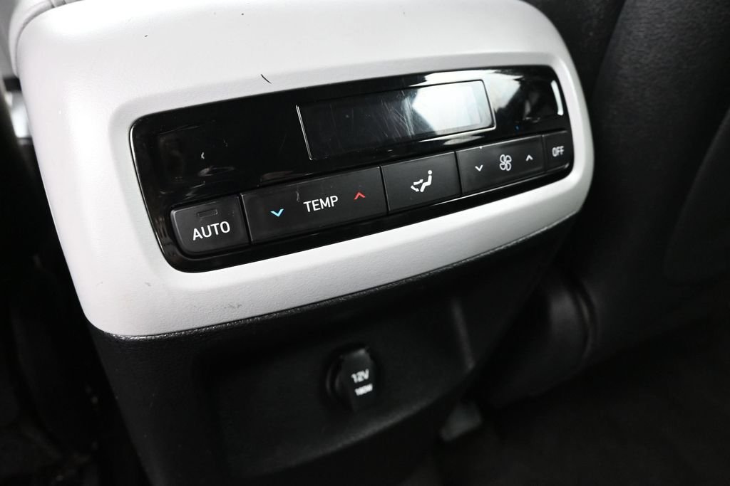 Used 2021 Black Hyundai SEL image 25