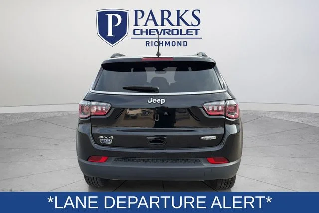 Used 2025 Black Jeep Latitude image 6