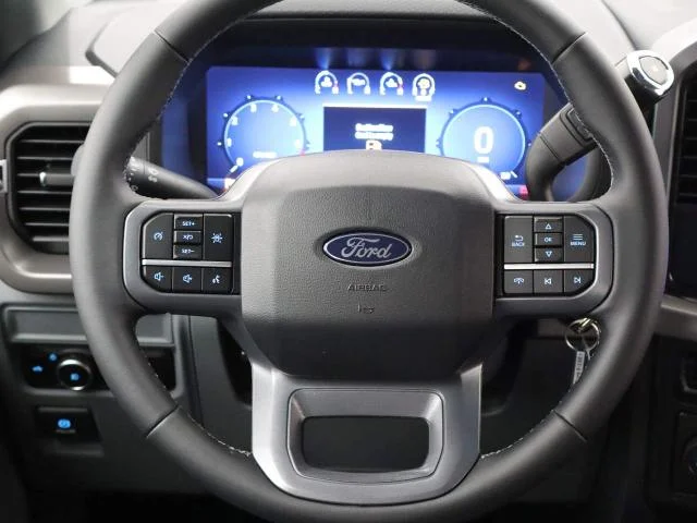New 2026 Agate Black Metallic Ford XLT image 20