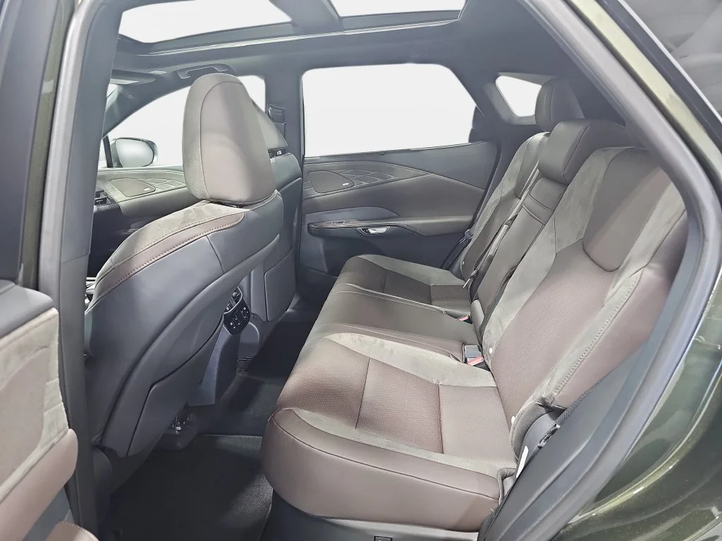 New 2026 Nori Green Pearl Lexus LUXURY image 10