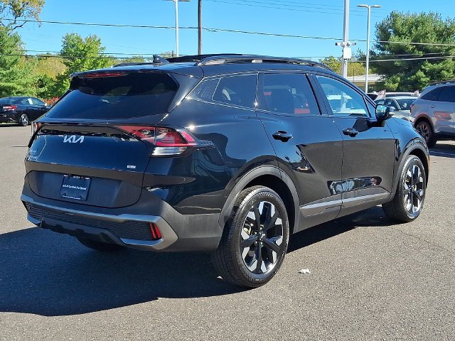 Used 2023 Black Kia X-Line image 7