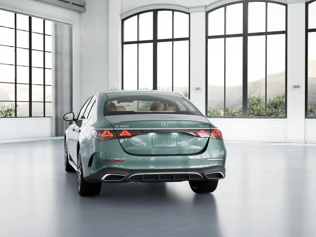 2026 Mercedes-Benz E-Class E450 - Photo 25