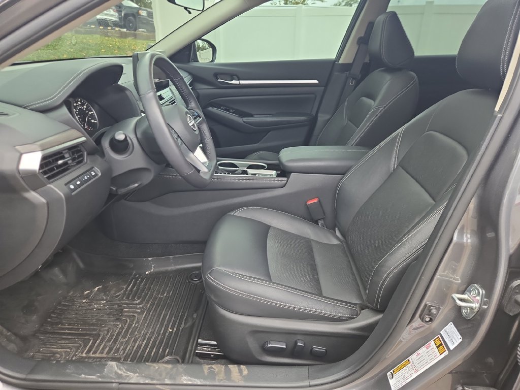 Used 2025 Gray Nissan 2.5 SL image 12