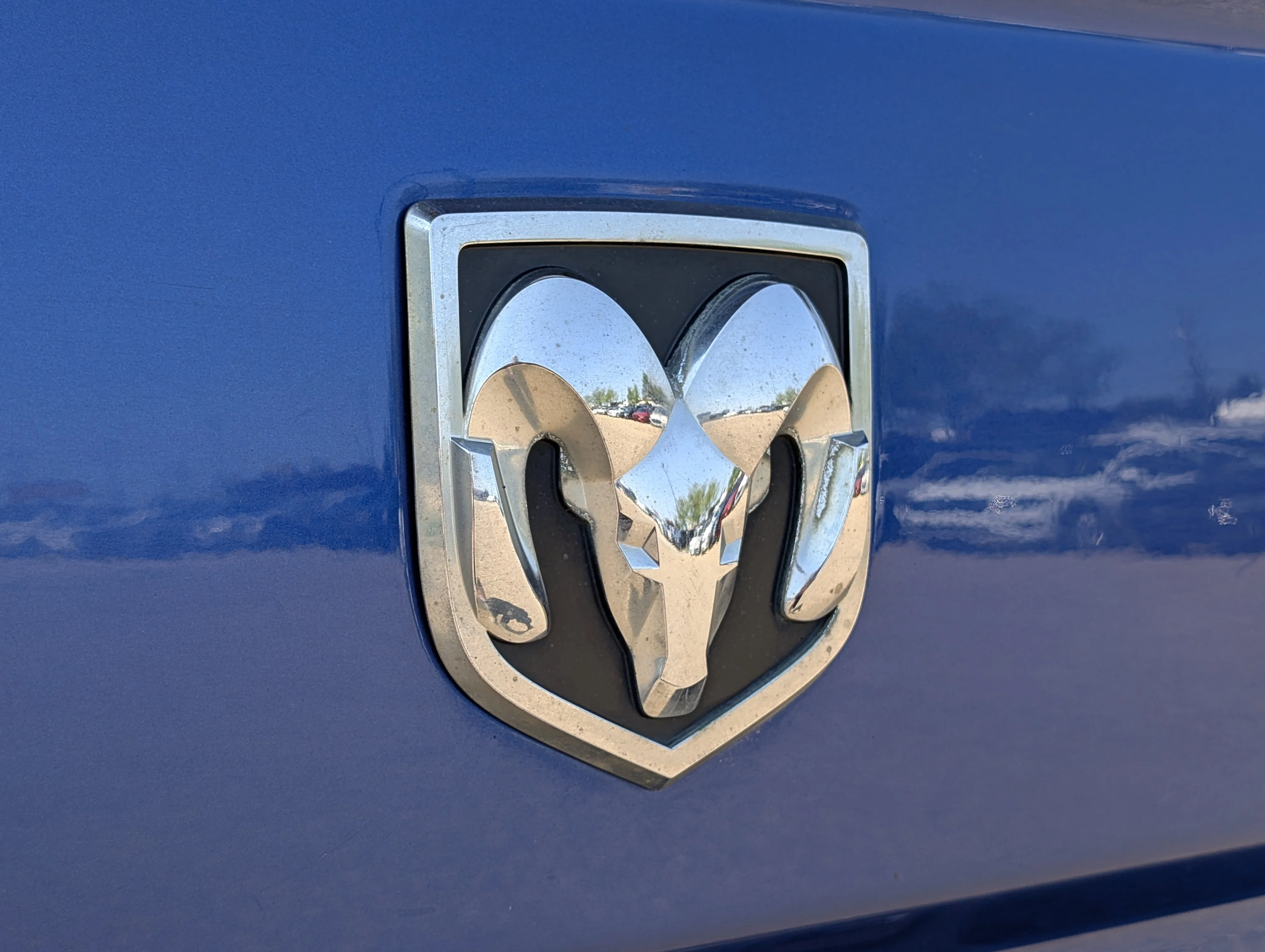 Used 2016 Blue Streak Pearl Ram Laramie image 15