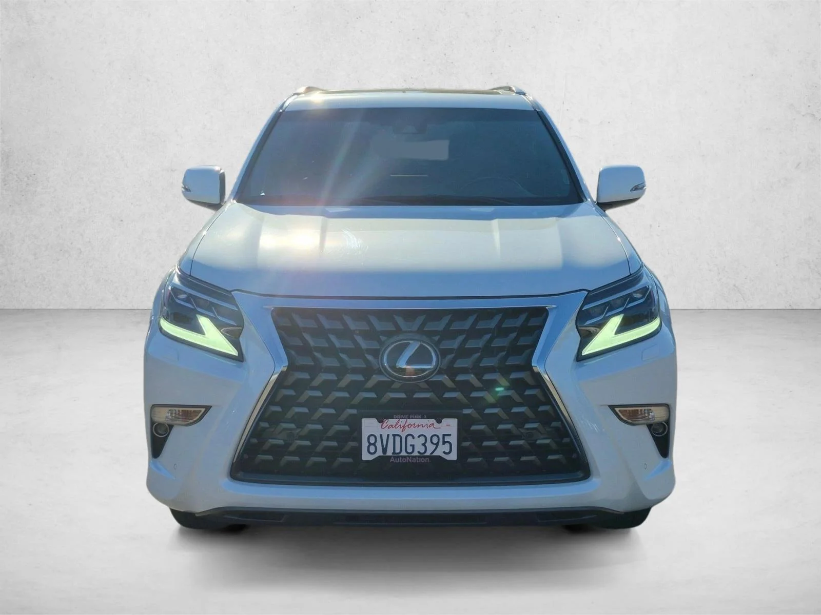 Used 2021 Starfire Pearl Lexus  image 2