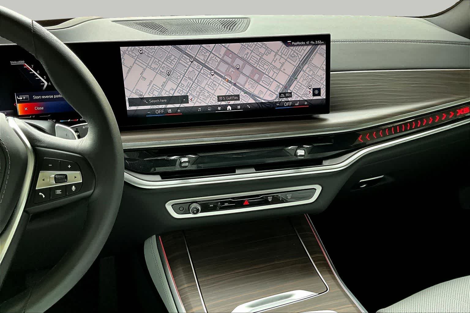 Used 2026 Alpine White BMW sDrive40i image 8