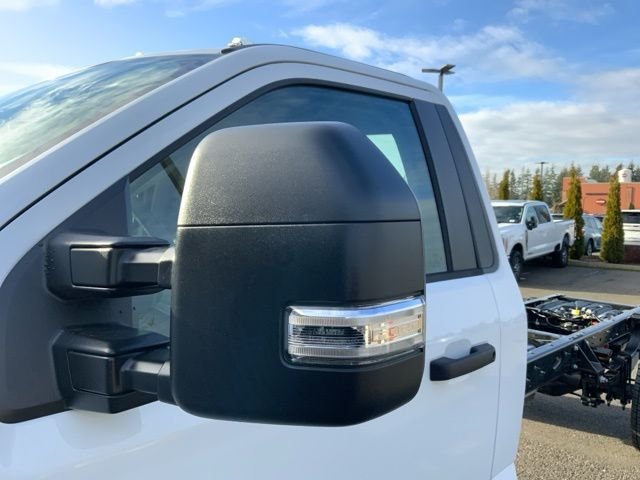 2024 Ford F-450 Super Duty Chassis Cab XL - Photo 7