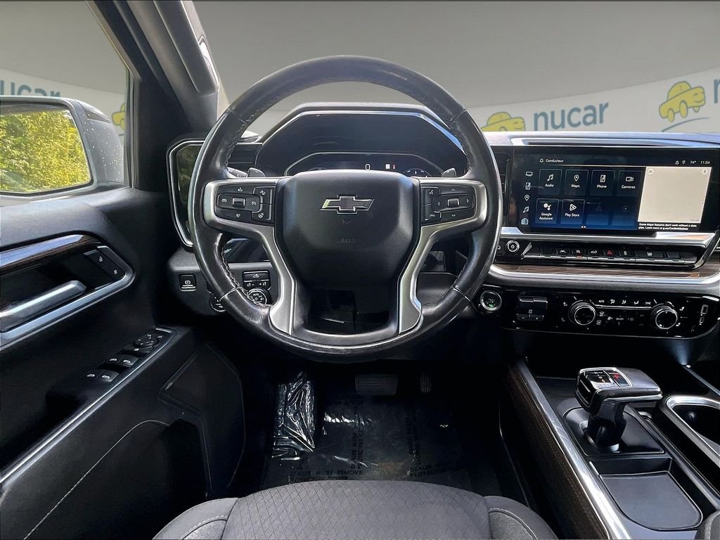 Used 2022 White Chevrolet RST image 17