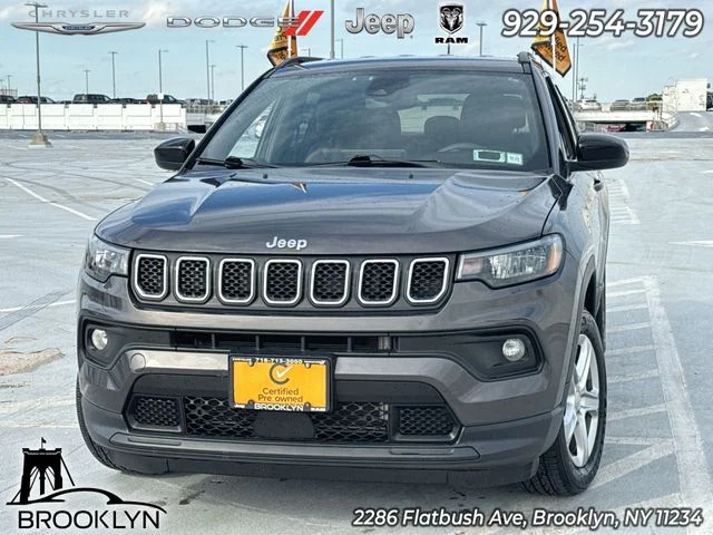 2023 Jeep Compass Latitude 4X4's photo
