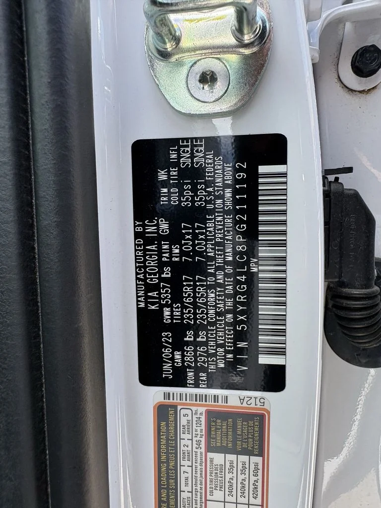 Used 2023 Glacial White Pearl Kia LX image 30