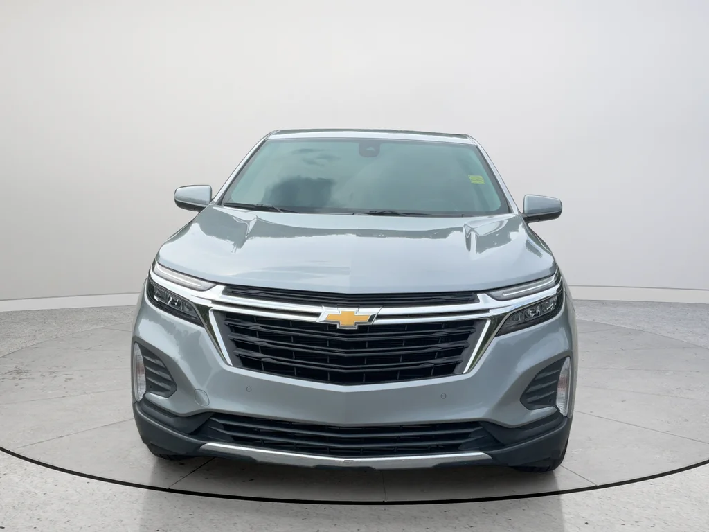 Used 2024 Gray Chevrolet LT image 4