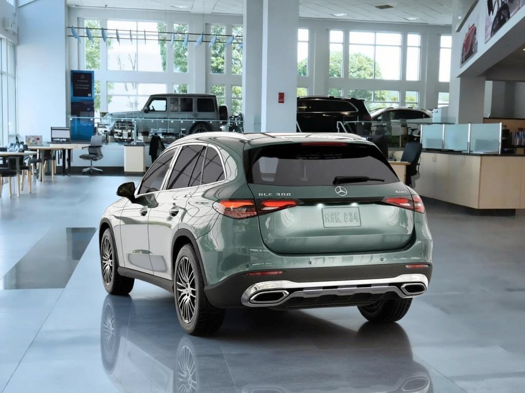 New 2026 Verde Silver Metallic Mercedes-Benz GLC 300 image 67