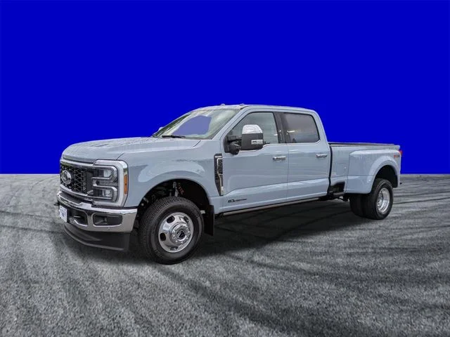 New 2026 Glacier Gray Metallic Tri-Coat Ford F-350® King Ranch® image 8
