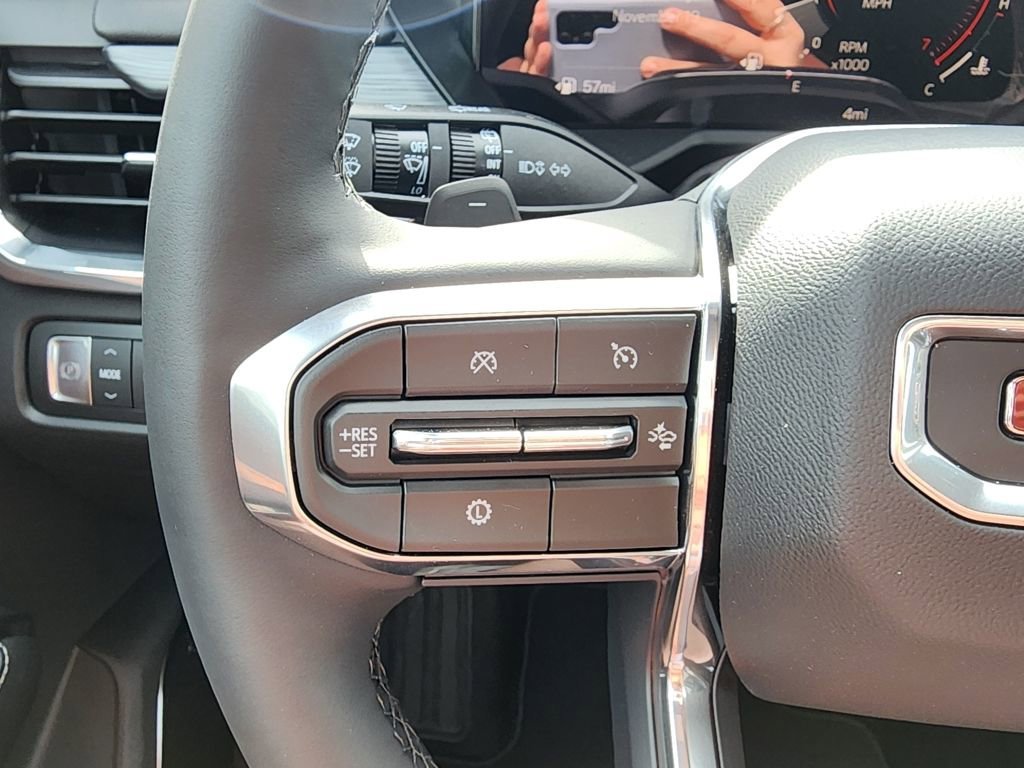 2026 GMC Acadia Elevation - Photo 20