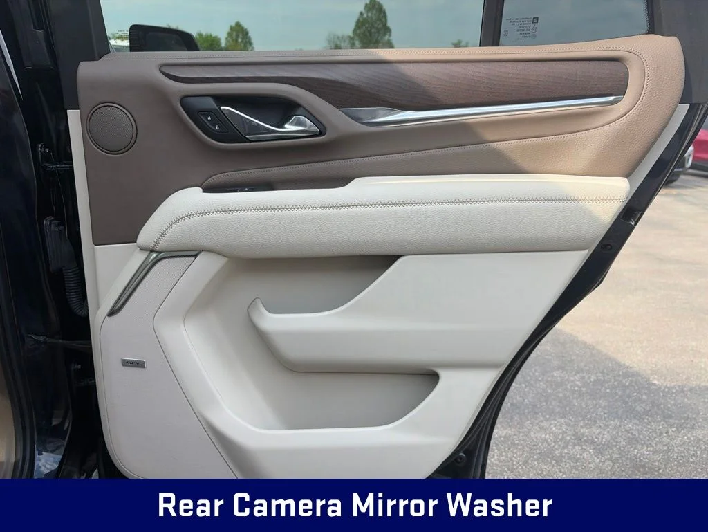 2021 GMC Yukon Denali - Photo 41