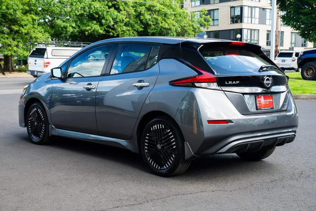 Used 2024 Gray Nissan SV Plus image 4