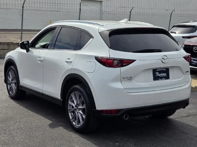 Used 2020 White Mazda Grand Touring image 14