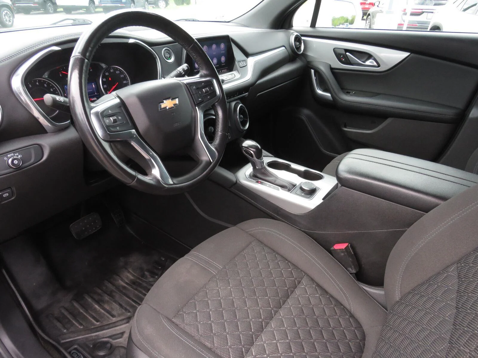 Used 2019 SUMMIT WHITE Chevrolet 4DR AWD LT image 15