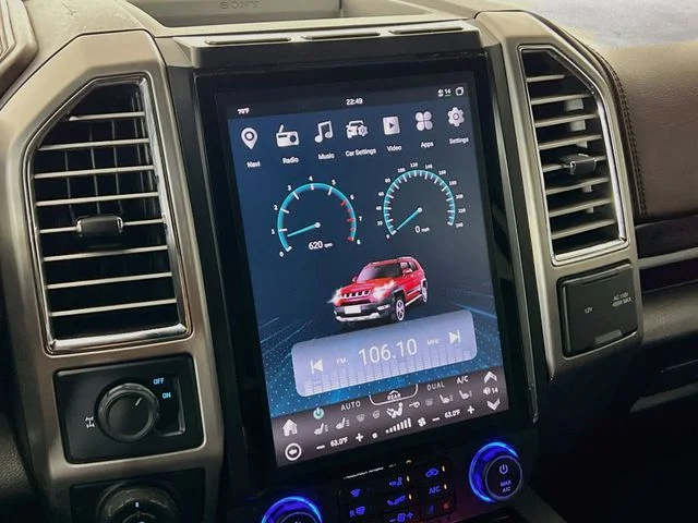 Used 2016 Black Ford Platinum image 16
