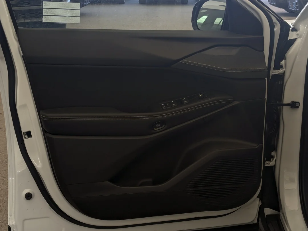 New 2026 White Jeep Laredo - - 4x4 - Pkg 23F - Compact Spare - 1.6L Turbo Hybrid - 12.3 Touchscreen & More! image 12