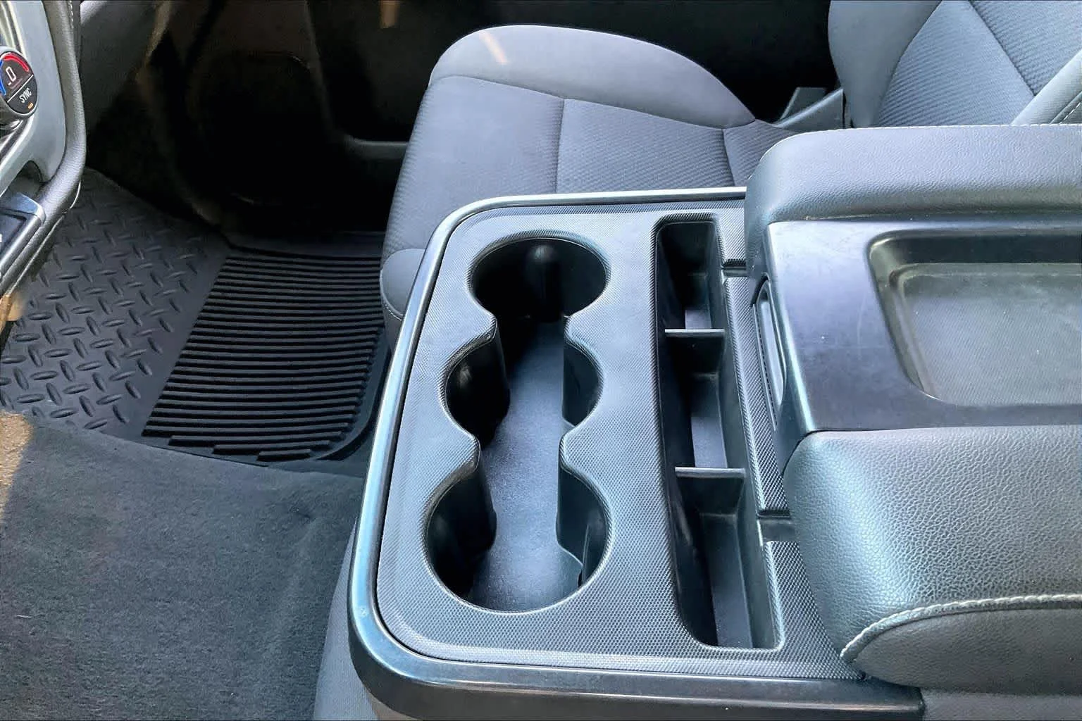 Used 2019 Stone Blue Metallic GMC SLE image 15