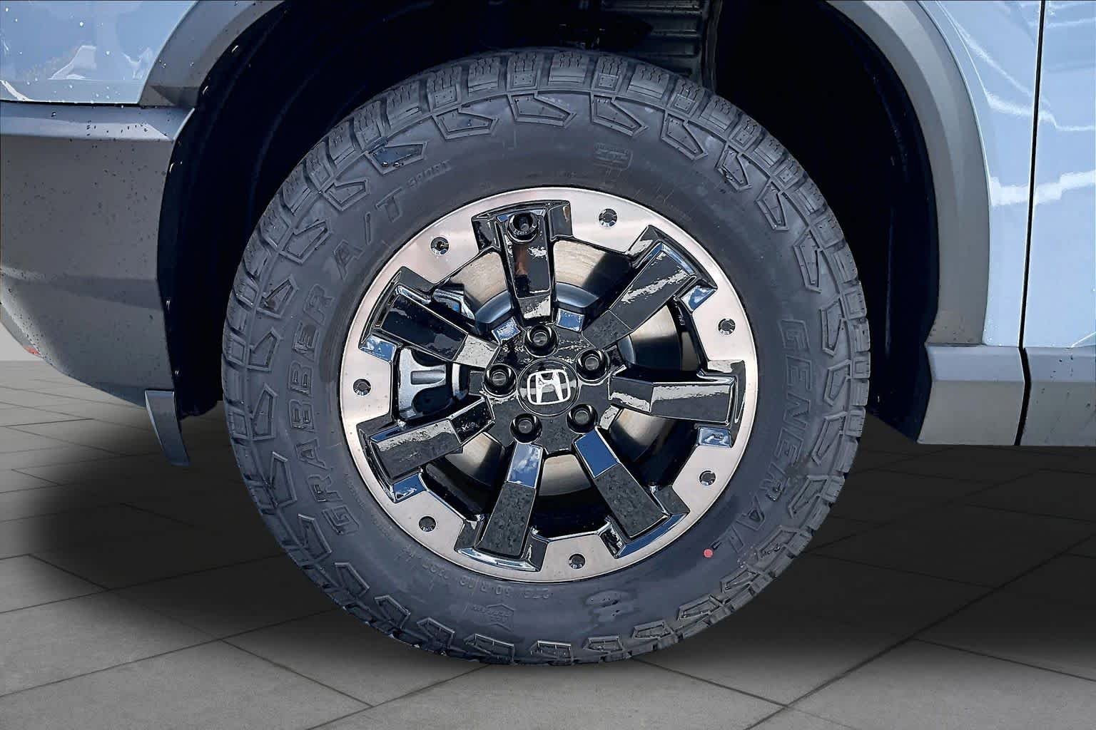 New 2026 Sonic Gray Pearl Honda TrailSport Elite image 9