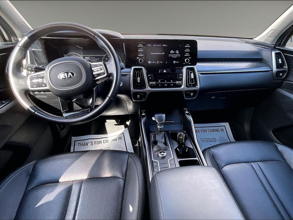 Used 2021 Sparkling Silver Kia S image 21