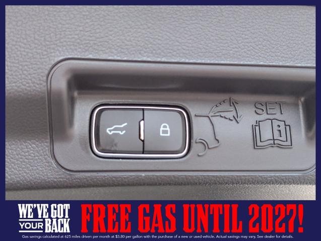 New 2026 Agate Black Metallic Ford Platinum™ image 18
