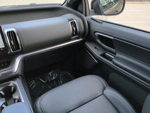 New 2026 Marsh Gray Ford MAX Platinum® image 17