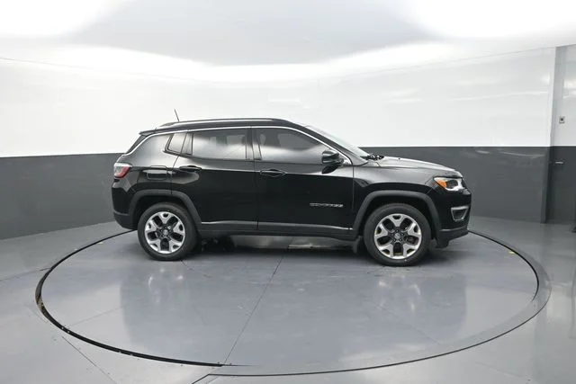 Used 2018 Black Jeep Limited image 18